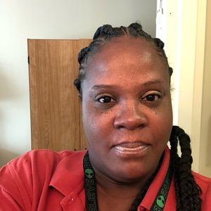 Meet your Posher, Earnestine